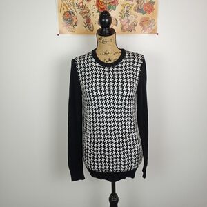 Houndstooth Sweater!